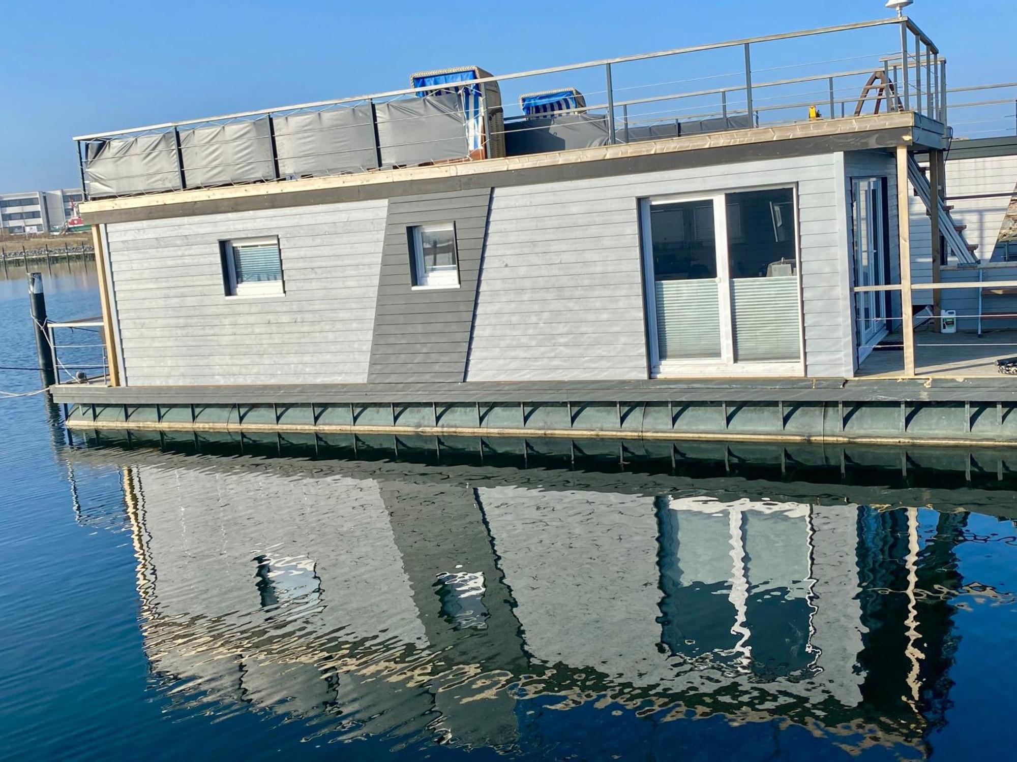 Hausboot Annis Mehrblick Botel Fehmarn