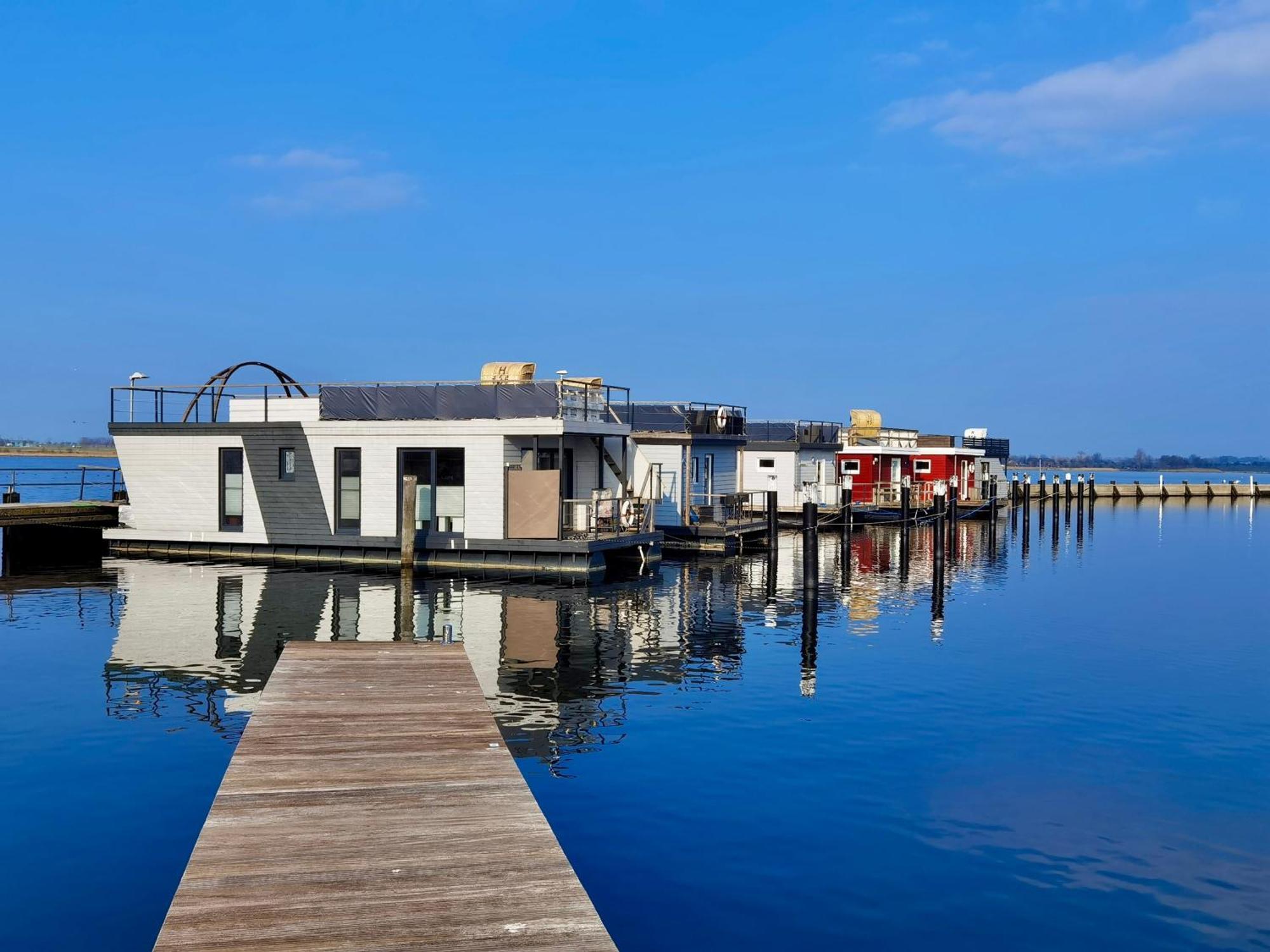 Hausboot Annis Mehrblick * Fehmarn